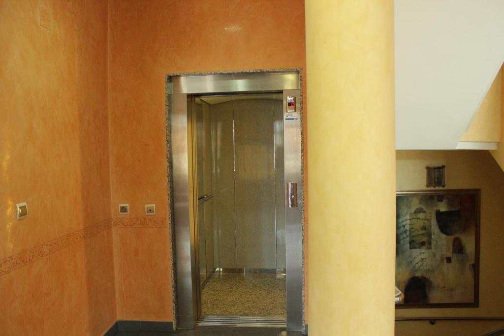 Hostal Tio Pepe II Bembibre  Exterior foto