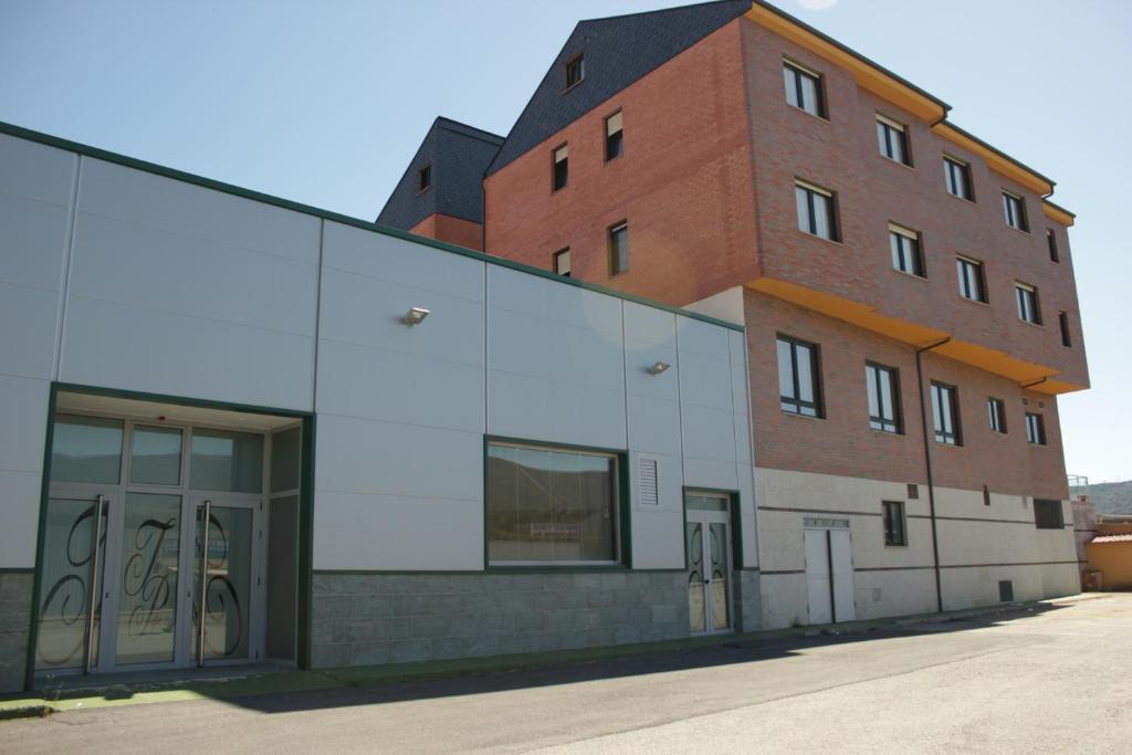 Hostal Tio Pepe II Bembibre  Exterior foto